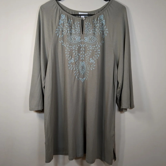 J Jill women's green with blue embroidery, tunic top, size M - Picture 1 of 8